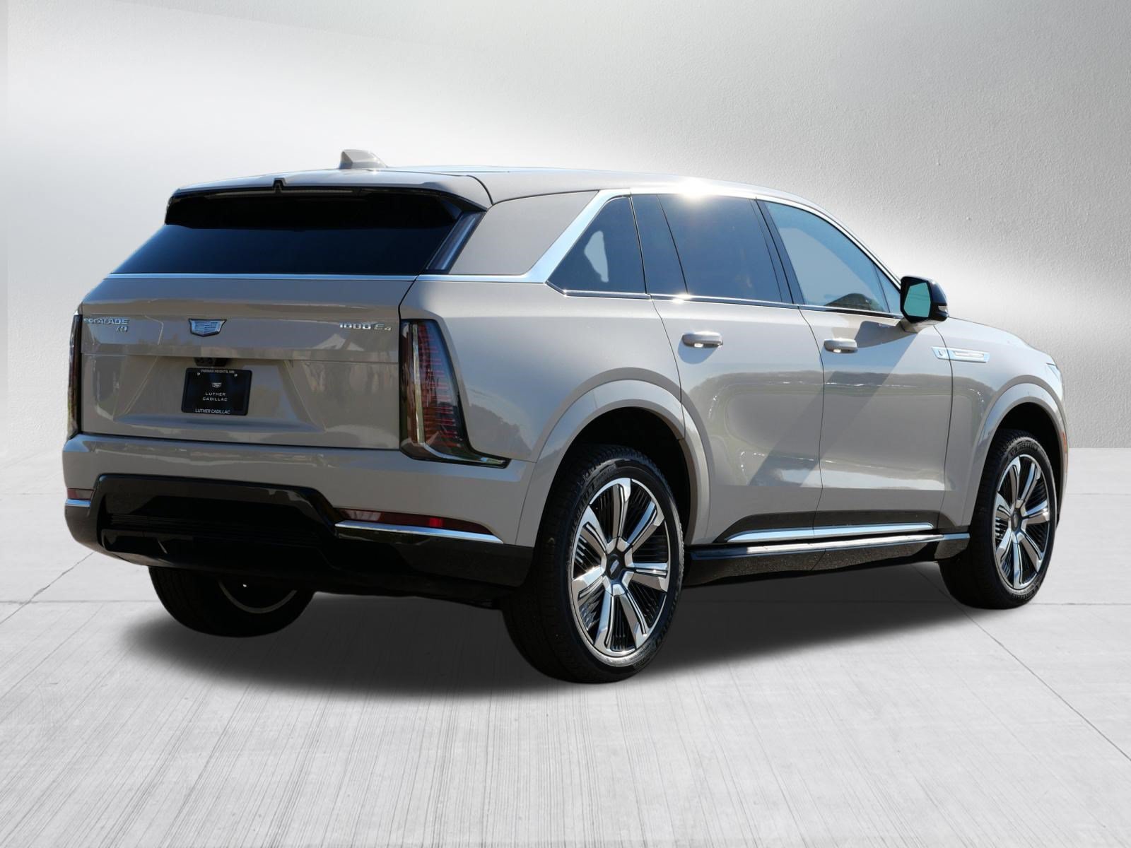 Used 2026 Cadillac Escalade IQ Luxury 1 w/ LPO, Floor Liner Package AWD/4WD image 6