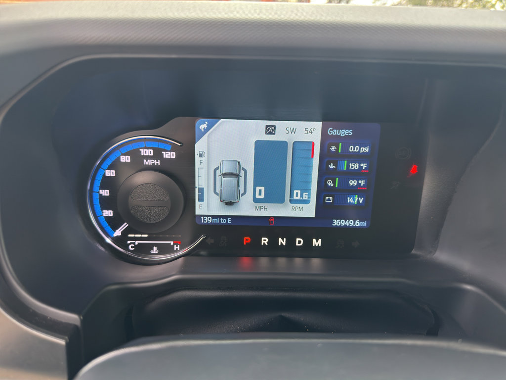 Used 2023 Ford Bronco Black Diamond w/ Sasquatch Package image 18