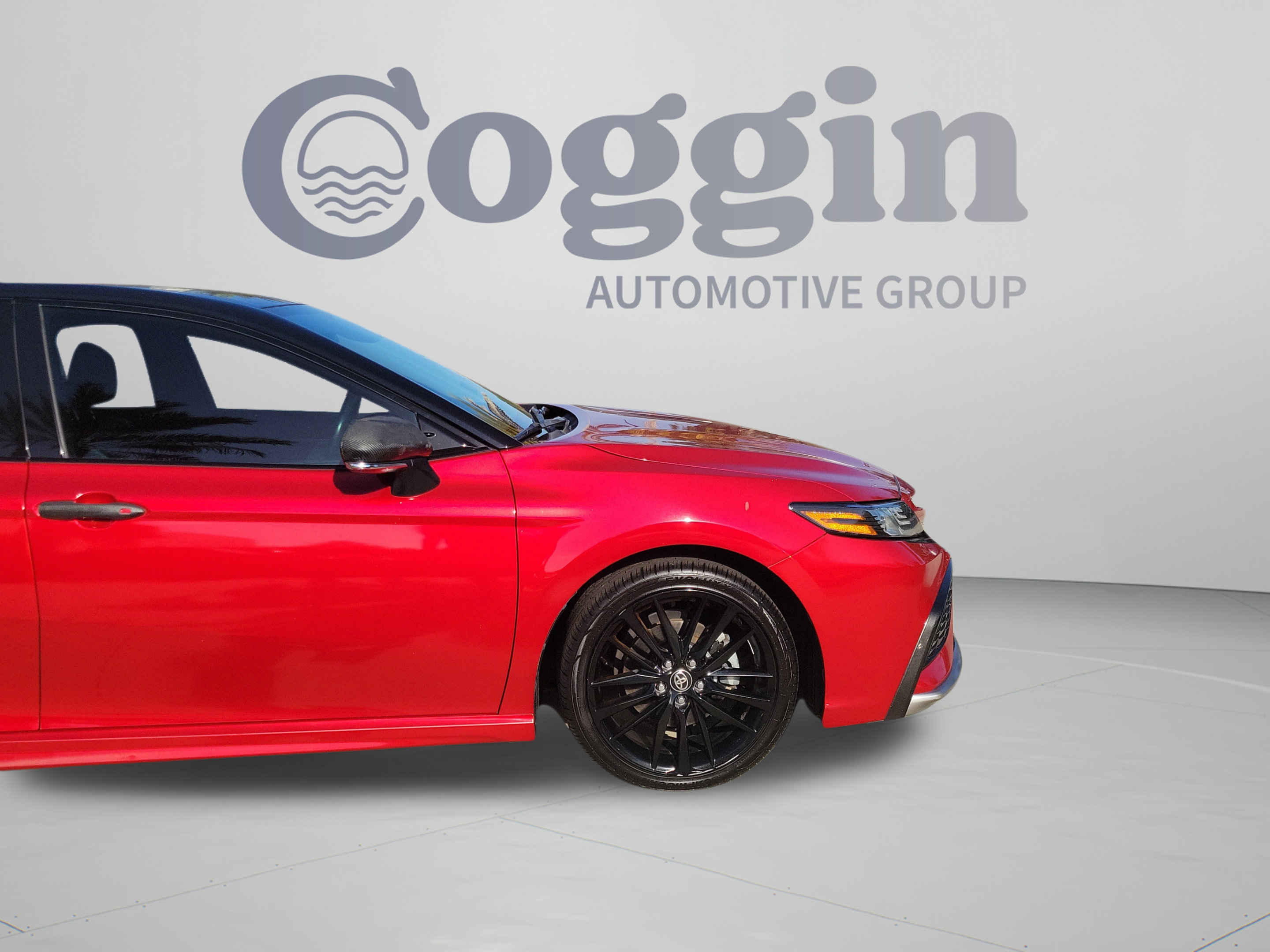Used 2021 Toyota Camry XSE FWD image 32