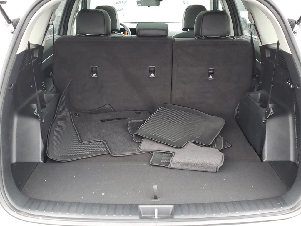 New 2026 Kia Sorento S w/ S Panoramic Sunroof Package FWD image 7