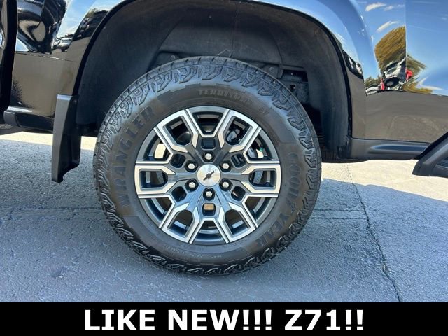 Used 2025 Chevrolet Colorado Z71 image 10