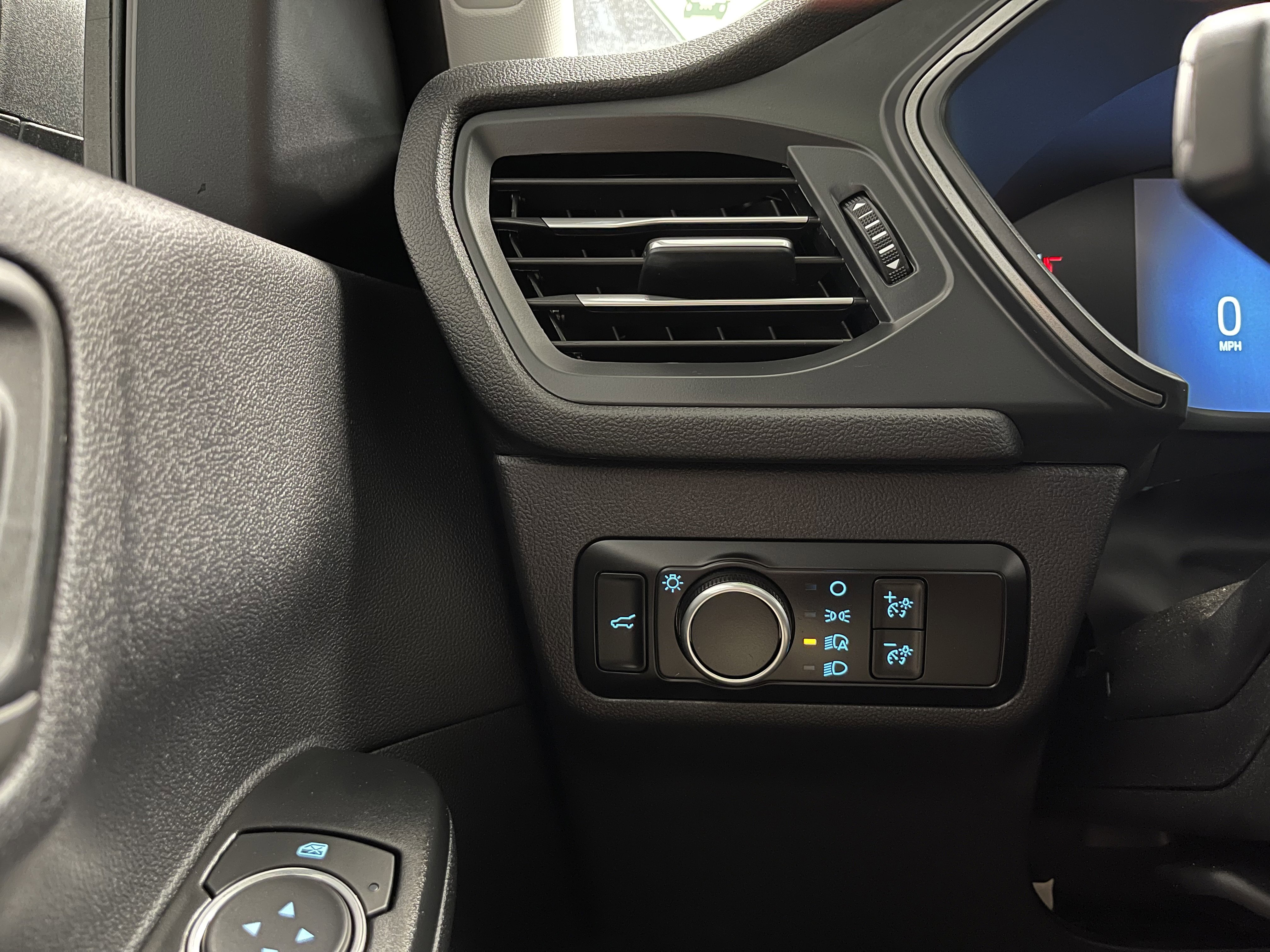 Used 2025 Ford Escape Active image 26