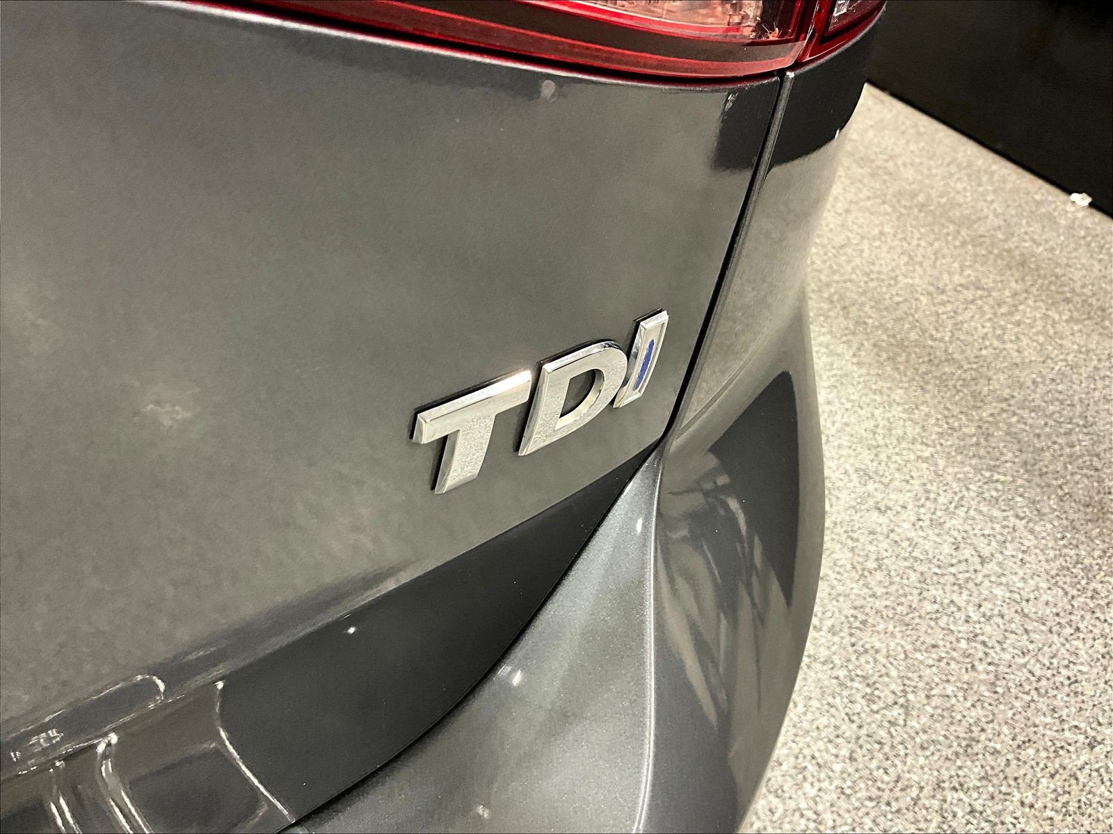 Used 2015 Volkswagen Golf TDI SEL w/ Lighting Package (SEL) FWD image 24