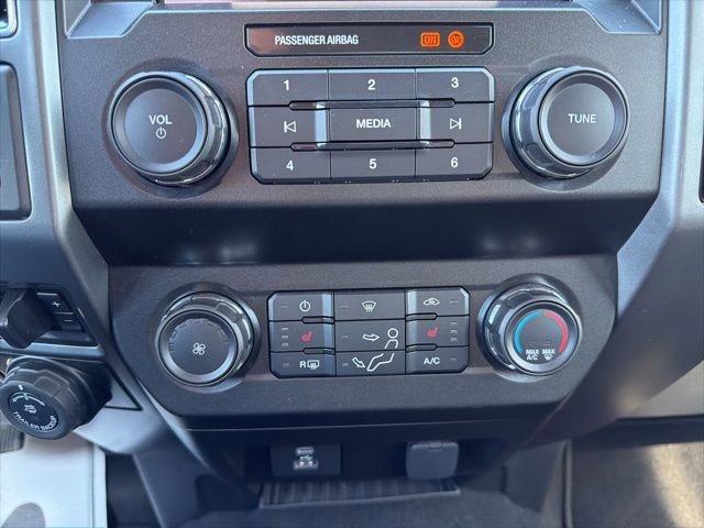 Used 2021 Ford F350 XLT w/ XLT Premium Package AWD/4WD image 14