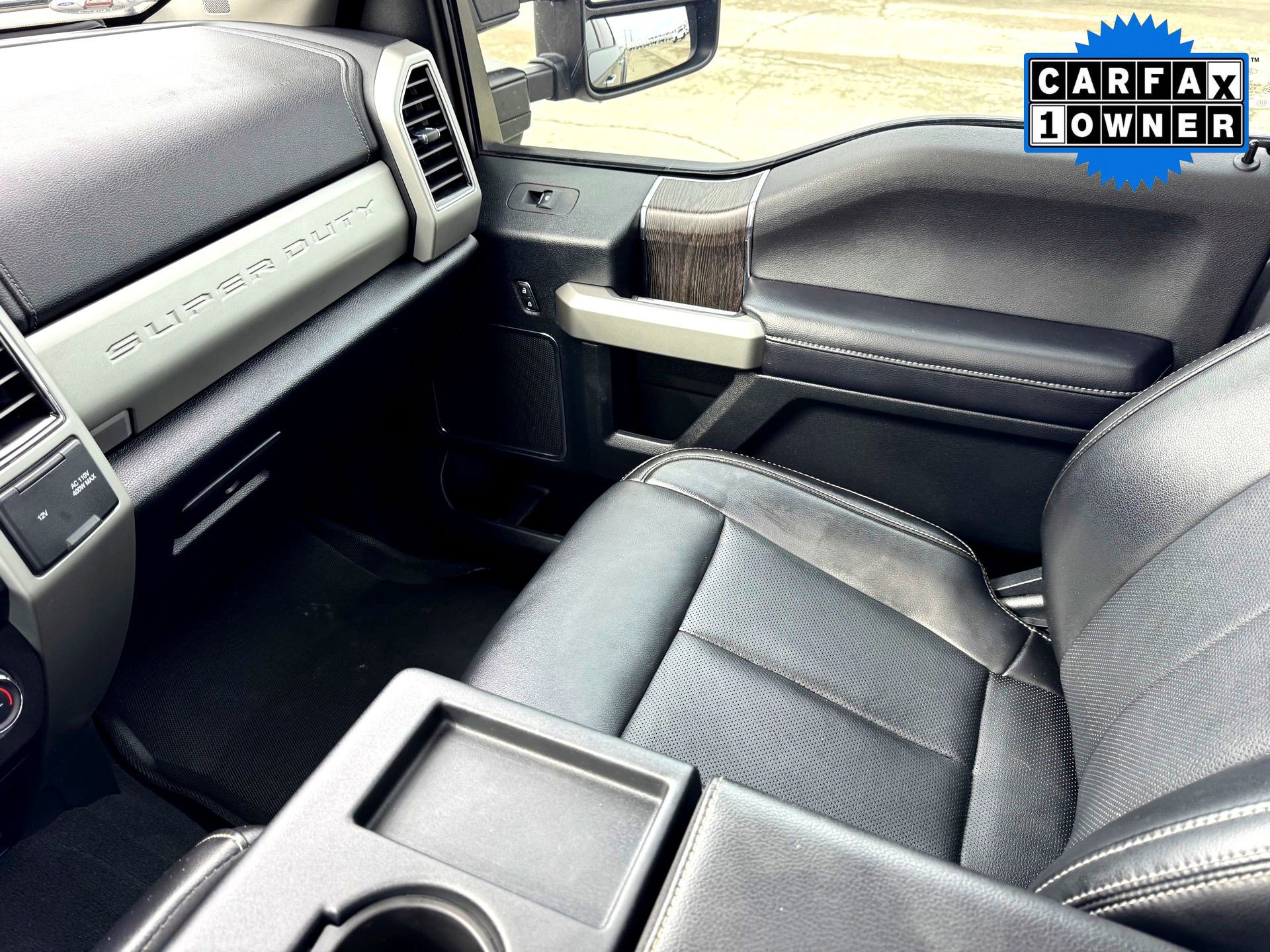 Used 2021 Ford F250 Lariat w/ Lariat Value Package image 30