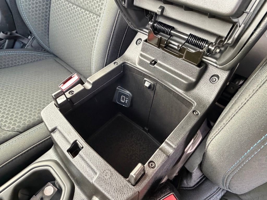 Certified 2025 Jeep Wrangler Unlimited Rubicon 4xe w/ Convenience Group image 28