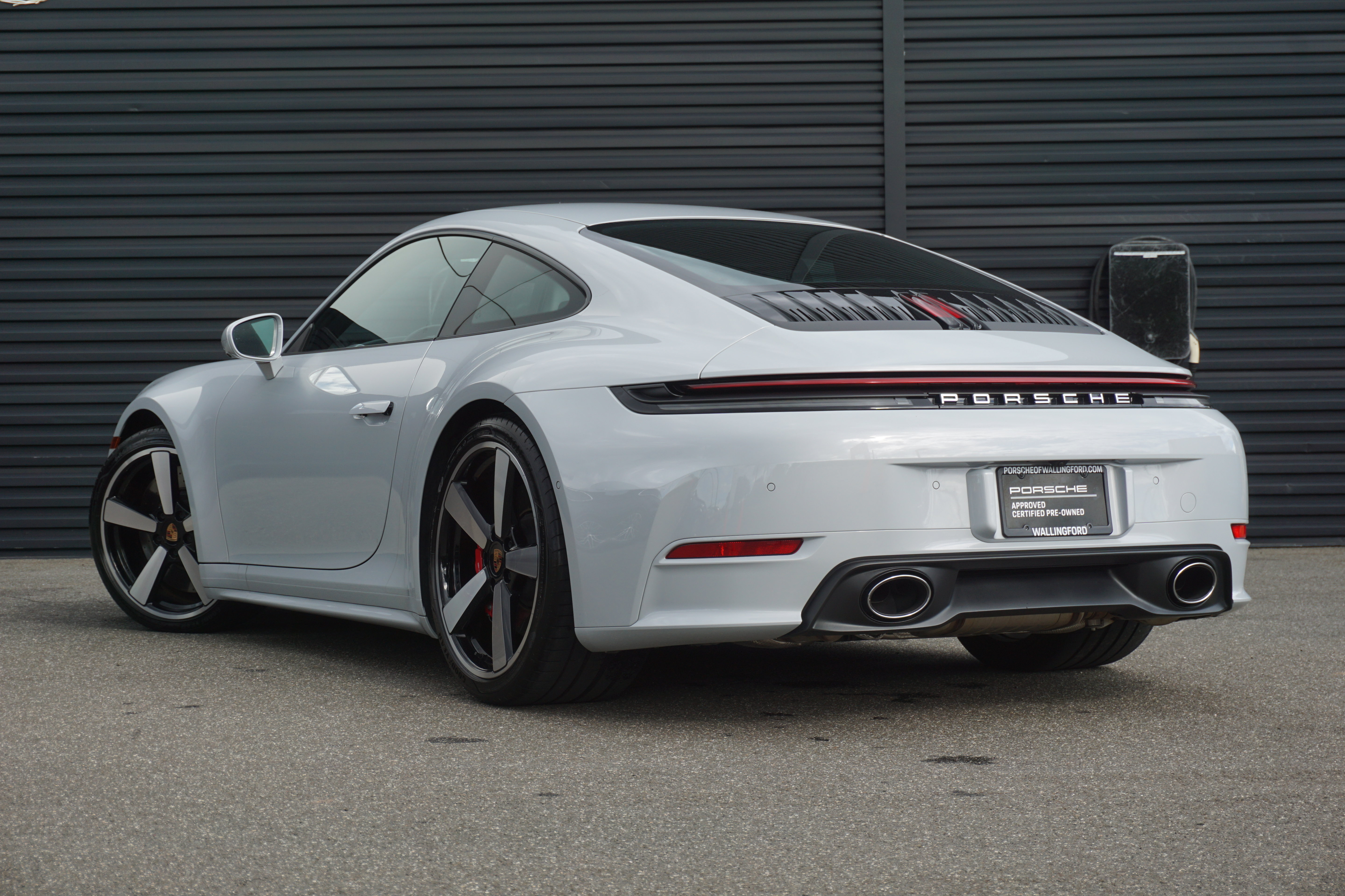 Certified 2025 Porsche 911 Carrera S RWD image 3