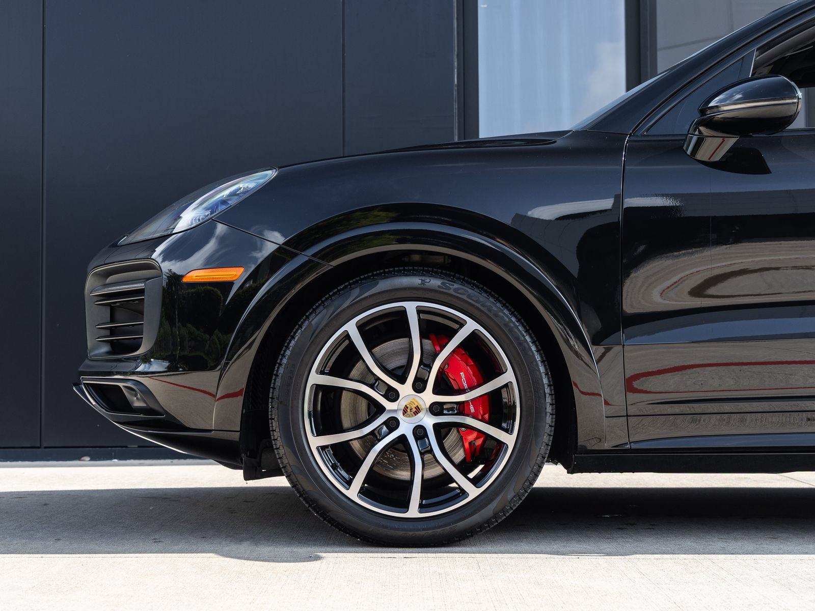 Certified 2023 Porsche Cayenne GTS AWD/4WD image 13