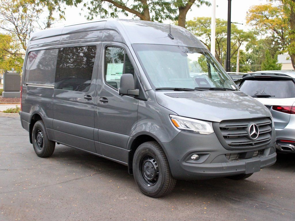 Used 2026 Mercedes-Benz Sprinter 2500 image 1