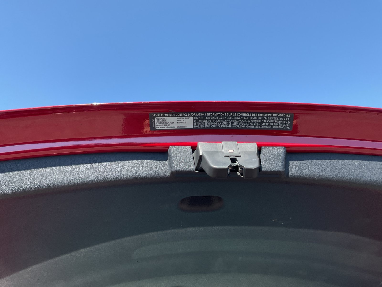 Used 2019 Tesla Model 3 Mid Range RWD image 23