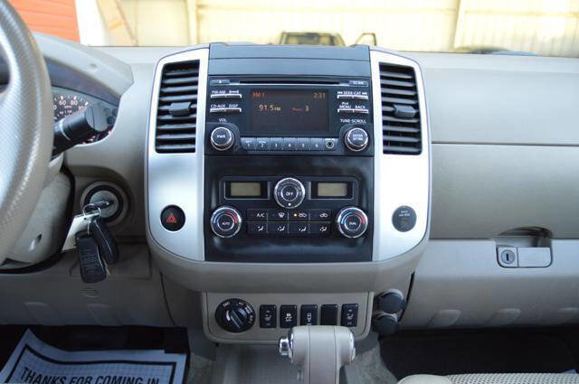 Used 2014 Nissan Frontier SV w/ SV Value Truck Package image 23