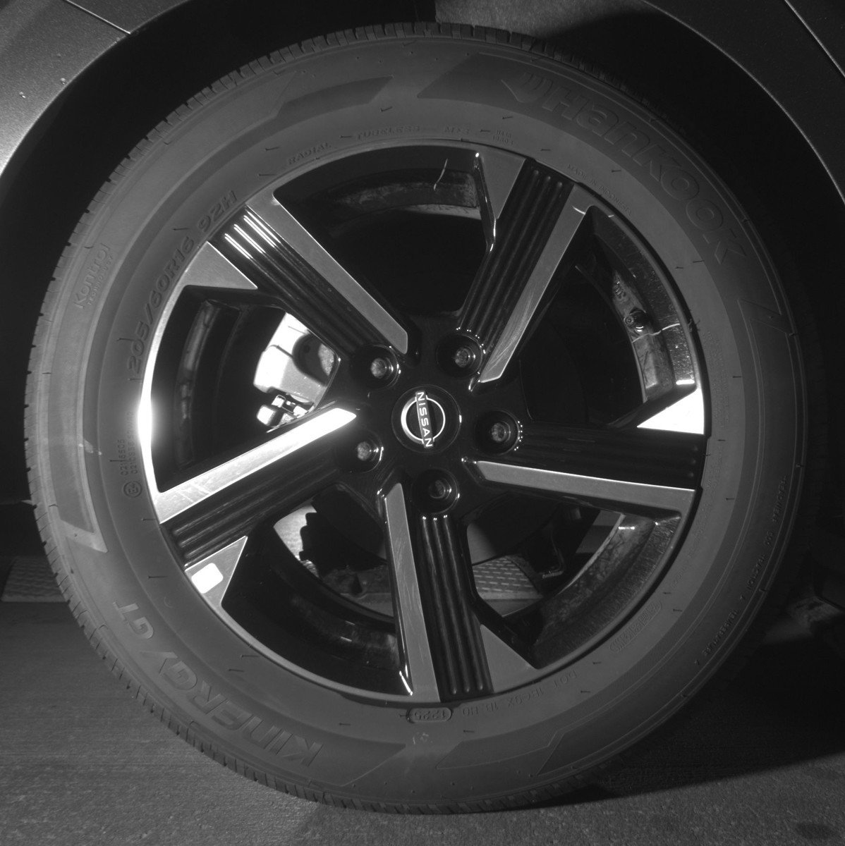 Used 2025 Nissan Sentra SV image 15