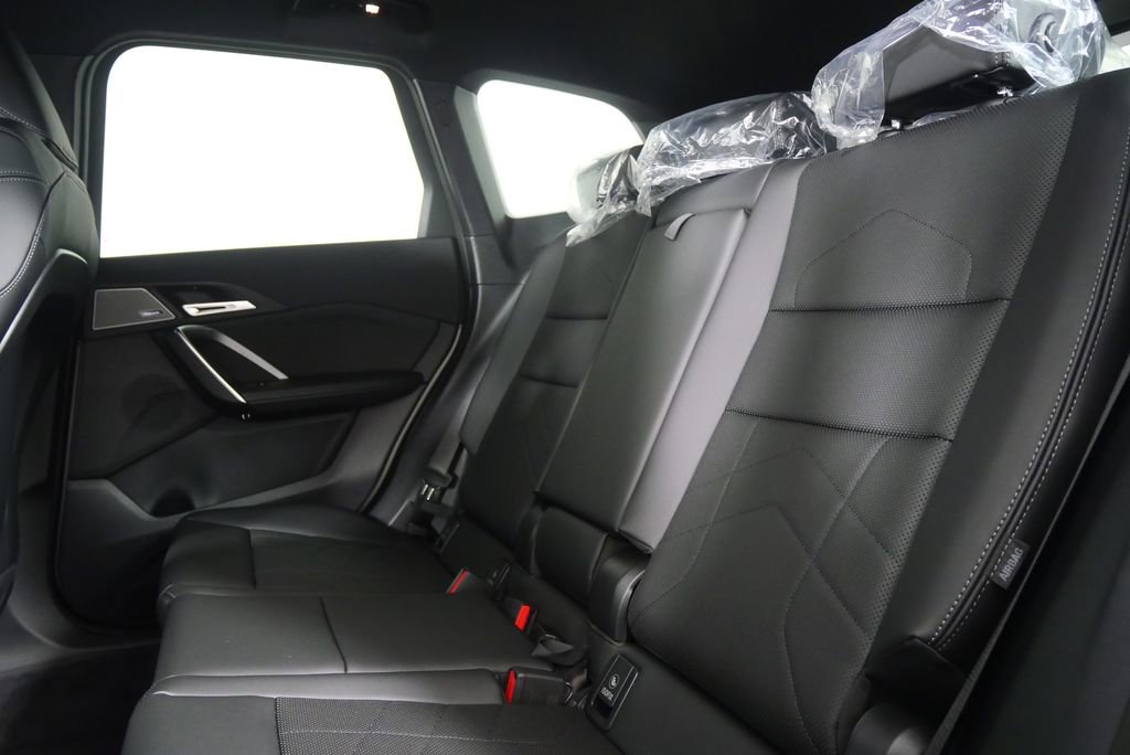 Used 2026 BMW X1 xDrive28i w/ Technology Package image 16