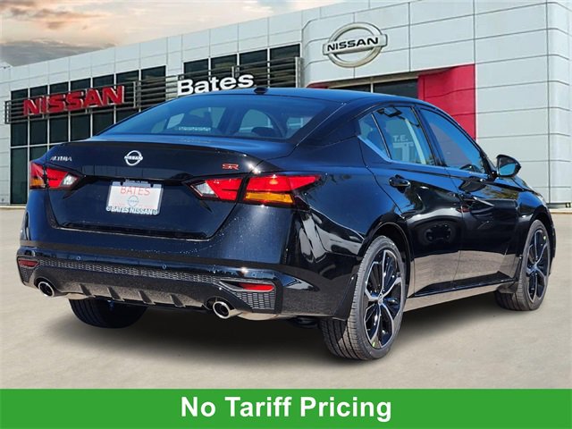 New 2025 Nissan Altima 2.5 SR image 3