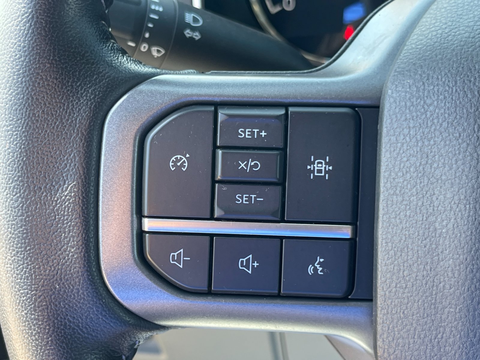 Used 2022 Ford F150 XLT w/ Equipment Group 302A High AWD/4WD image 25