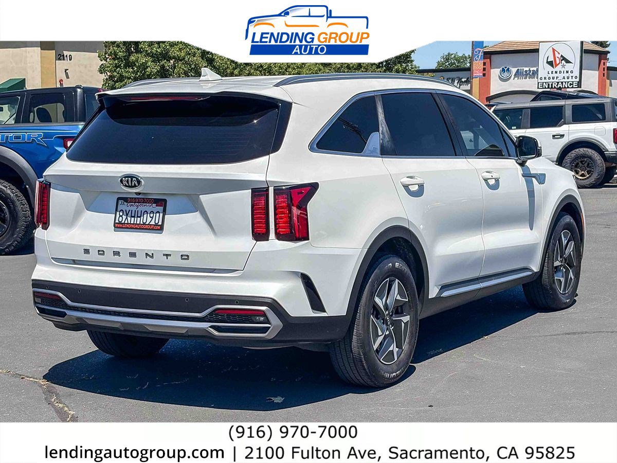 Used 2021 Kia Sorento S FWD image 4