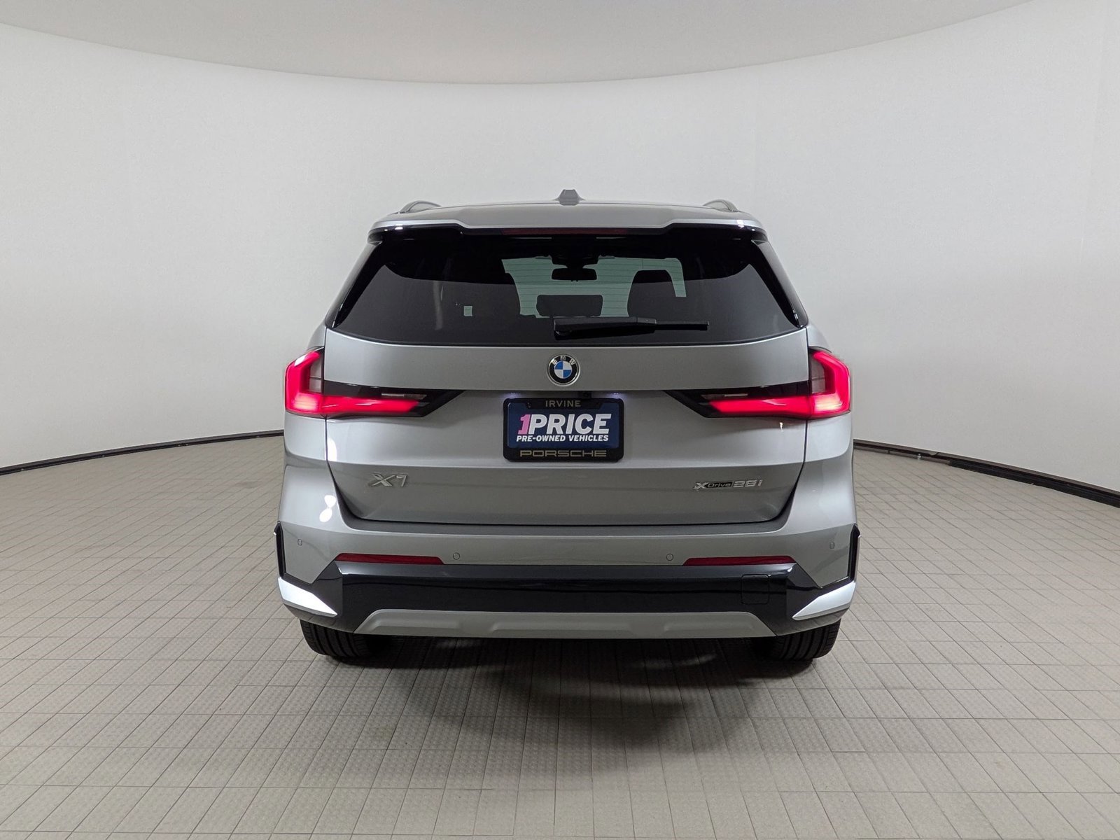 Used 2025 BMW X1 xDrive28i w/ Convenience Package AWD/4WD image 10
