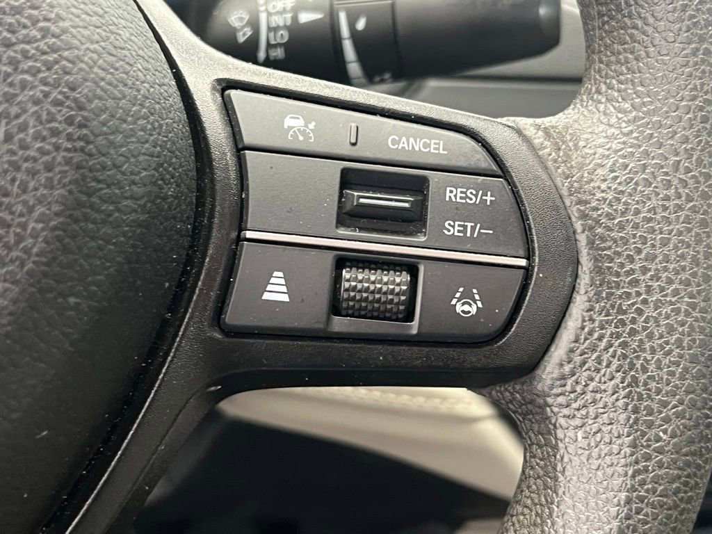 Used 2023 Honda Accord EX image 16