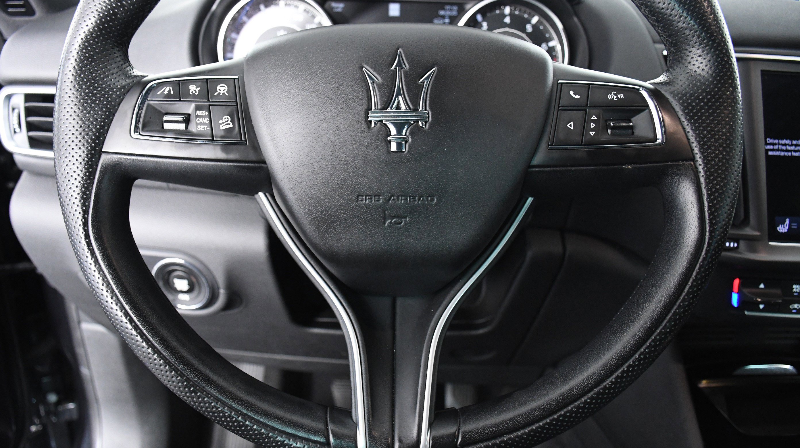 Used 2022 Maserati Levante GT image 10