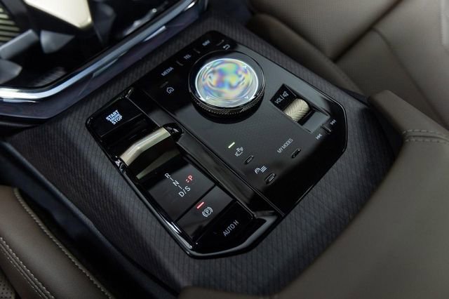 Certified 2025 BMW X3 xDrive30i AWD/4WD image 18