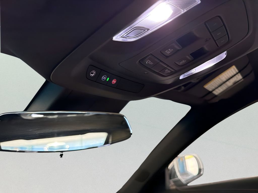 Used 2025 Cadillac CT4 Premium Luxury image 11