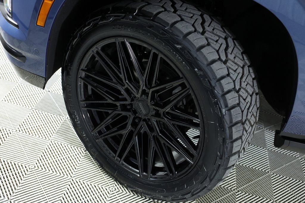 Used 2026 Cadillac Escalade Platinum Sport w/ LPO, Floor Liner Package image 53