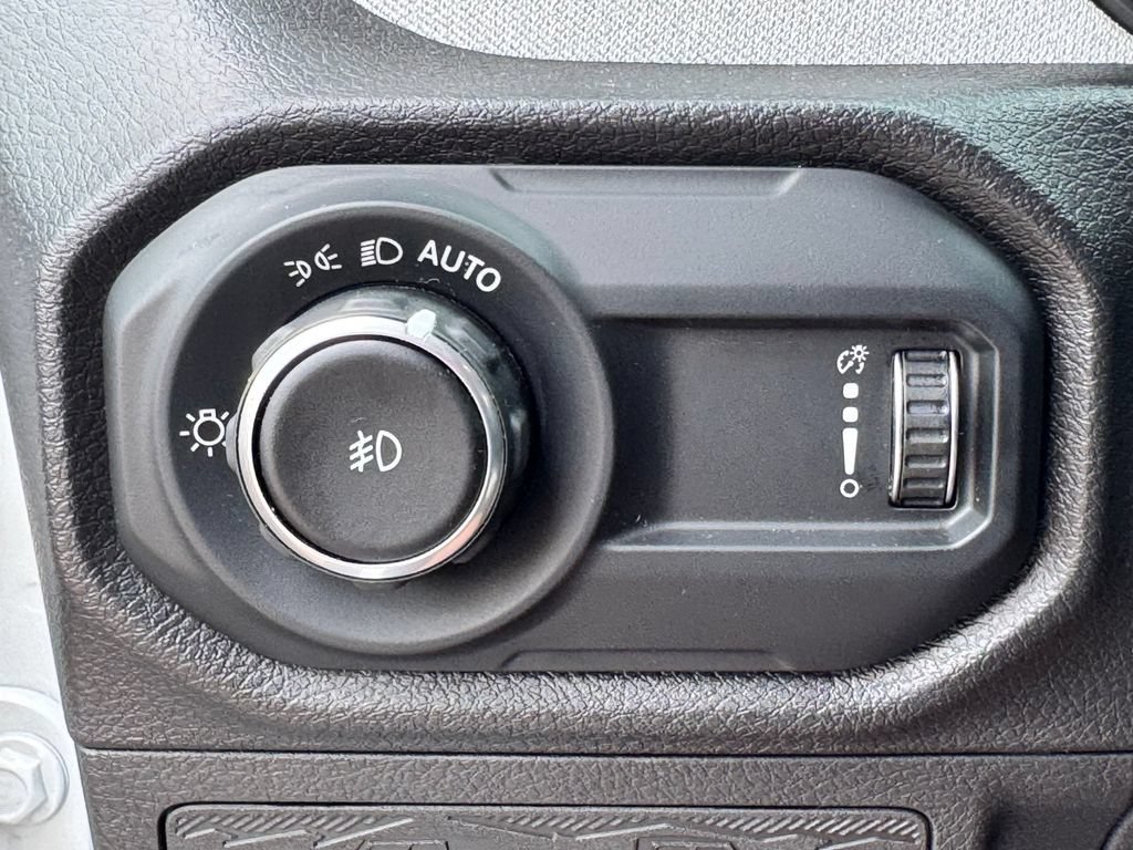Used 2024 Jeep Wrangler Unlimited Sport AWD/4WD image 31