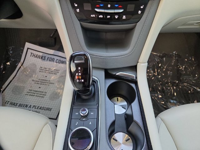 Certified 2025 Cadillac XT6 Premium Luxury w/ Technology Package FWD image 19