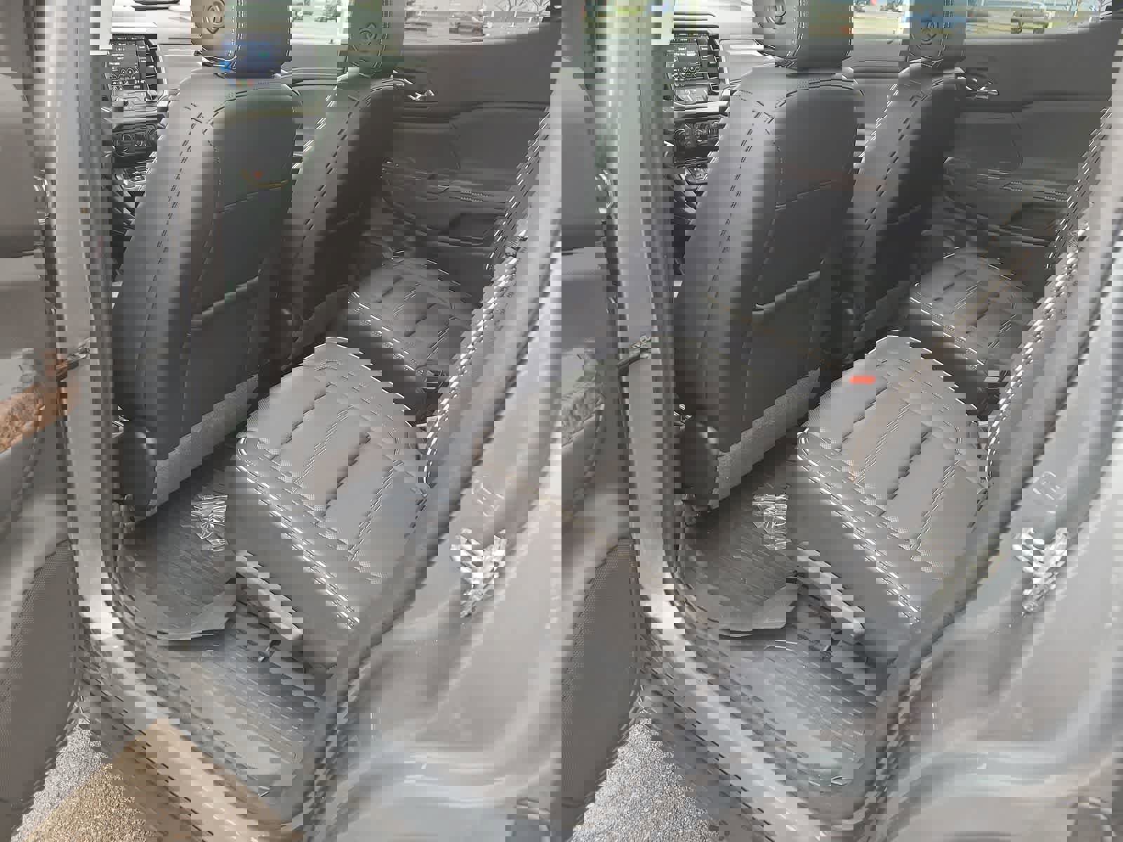 Used 2021 GMC Acadia Denali w/ Denali Technology Package image 20