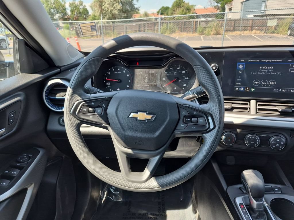 Used 2026 Chevrolet Trax LS FWD image 17