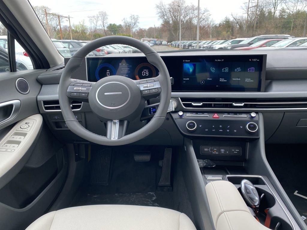 New 2026 Hyundai Sonata SEL AWD/4WD image 9