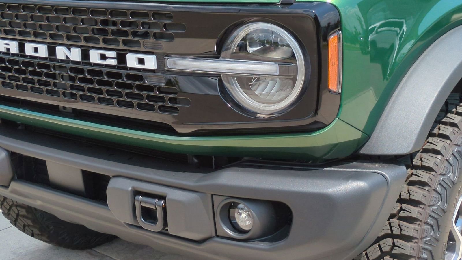 New 2025 Ford Bronco Badlands image 10