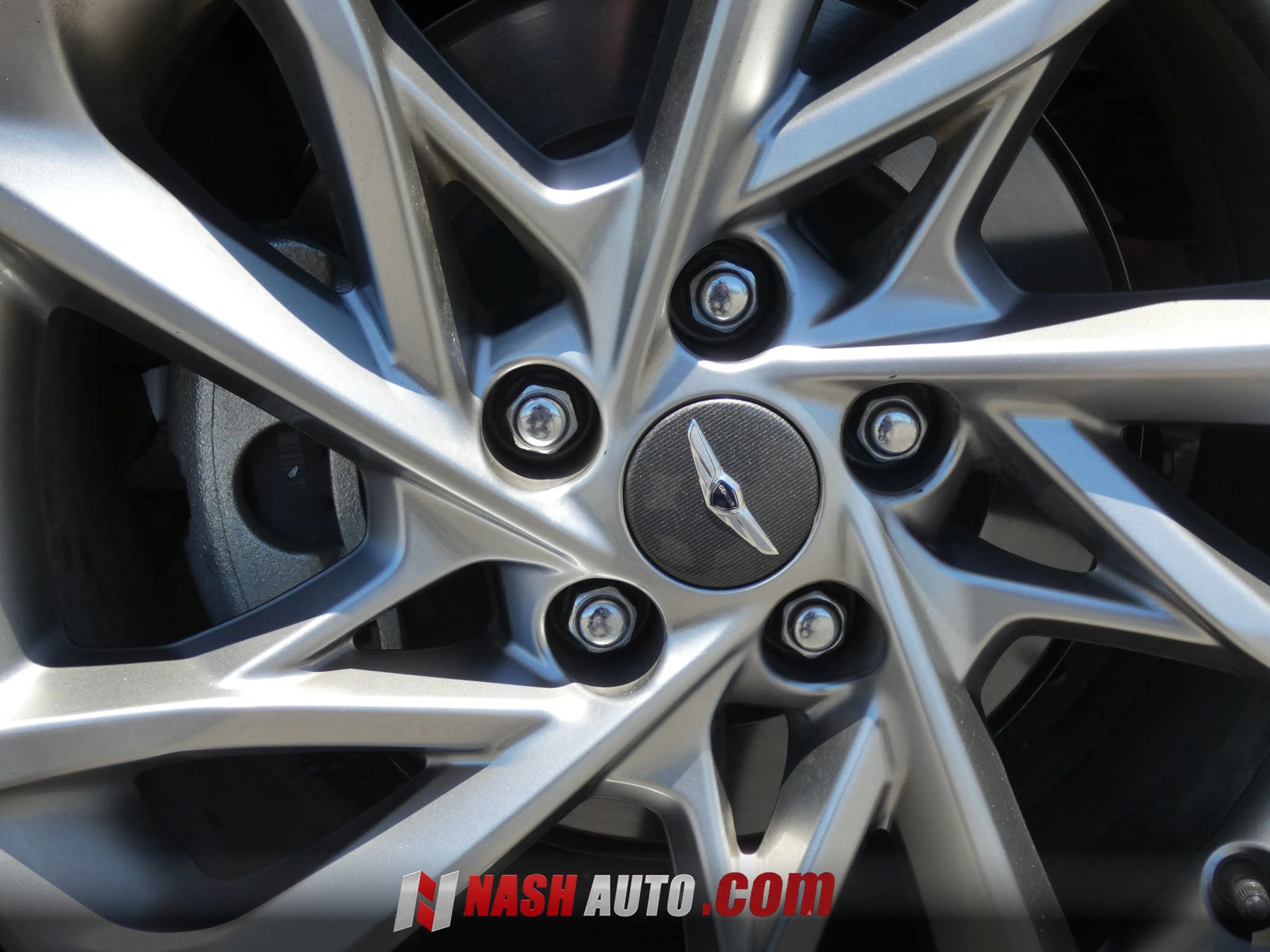 Used 2022 Genesis G70 2.0T RWD image 20