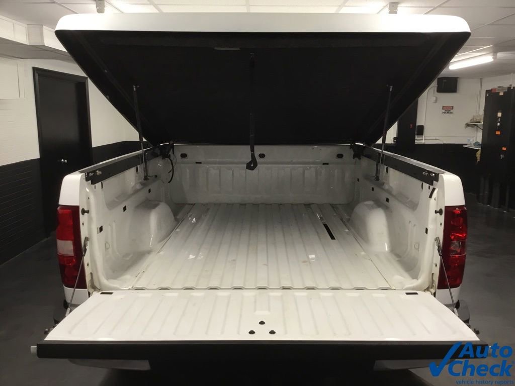 Used 2008 Chevrolet Silverado 2500 LTZ w/ Safety Package image 13