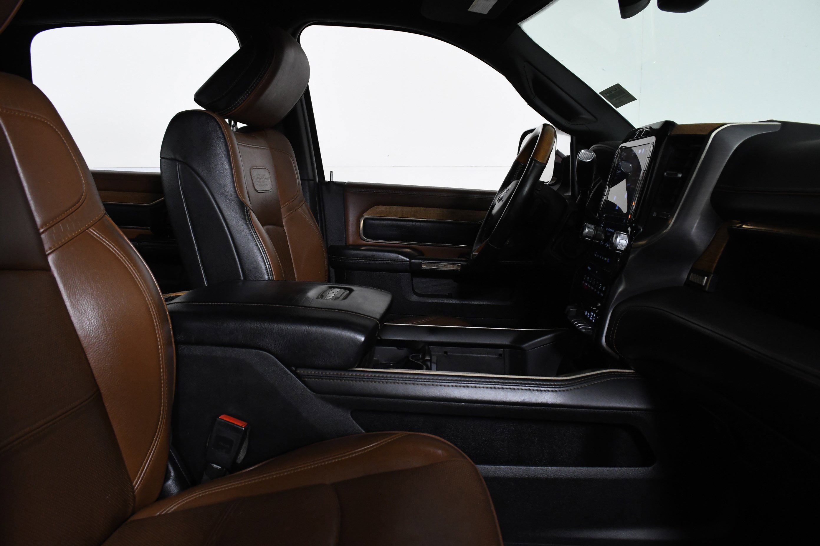 Used 2022 RAM 2500 Limited image 25