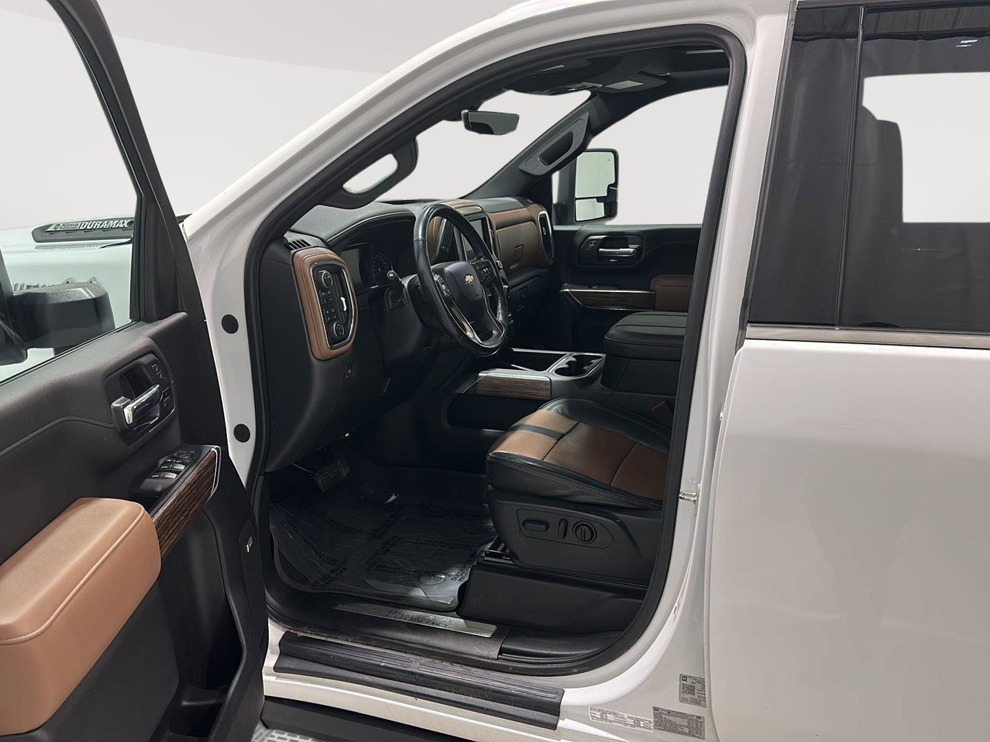 Used 2023 Chevrolet Silverado 2500 High Country image 20