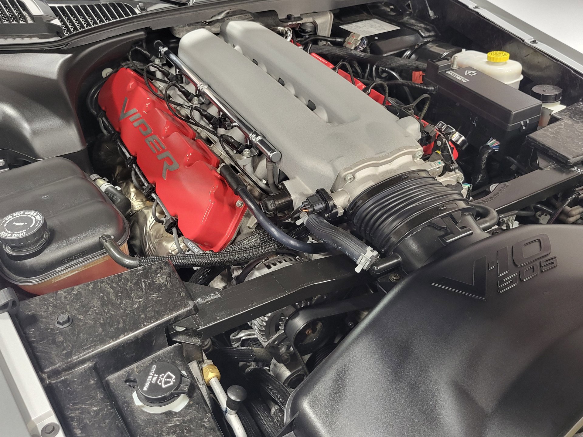 Used 2005 Dodge Viper SRT-10 image 17