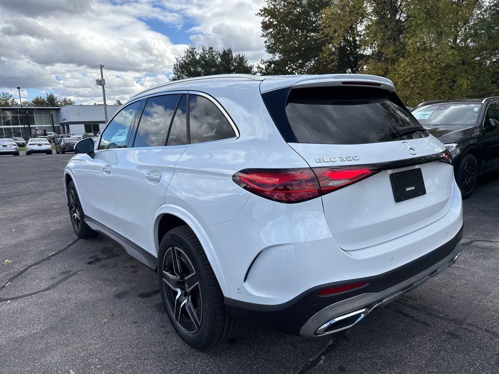 New 2026 Mercedes-Benz GLC 300 4MATIC image 5