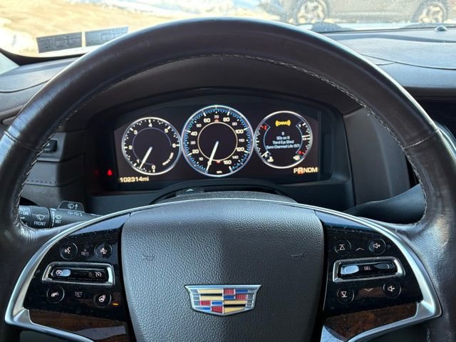 Used 2015 Cadillac Escalade Luxury image 22