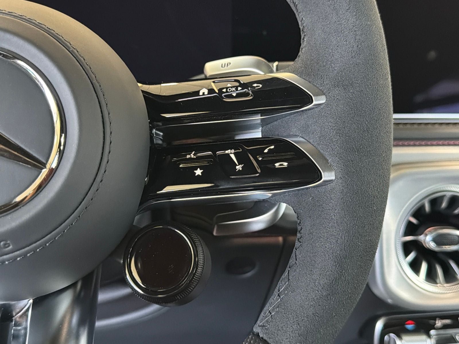 New 2027 Mercedes-Benz G 63 AMG 4MATIC image 16