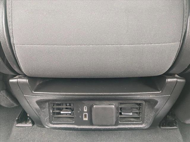 Used 2025 Chevrolet Silverado 1500 LT image 18