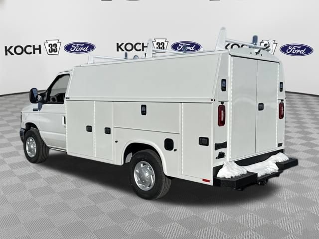 New 2026 Ford E-350 and Econoline 350 Super Duty w/ Power Equipment Group RWD image 6