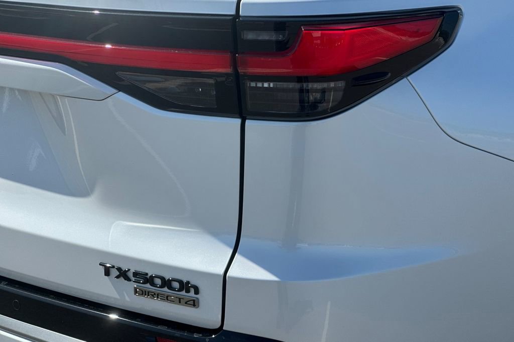New 2026 Lexus TX 500h AWD image 27