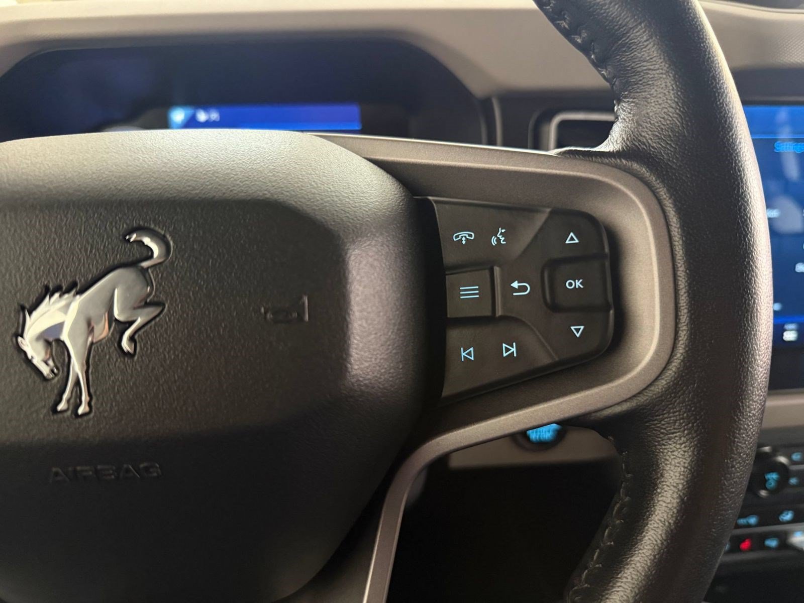 Used 2022 Ford Bronco Wildtrak AWD/4WD image 14