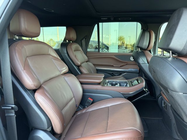 Certified 2026 Lincoln Navigator L Reserve AWD/4WD image 20
