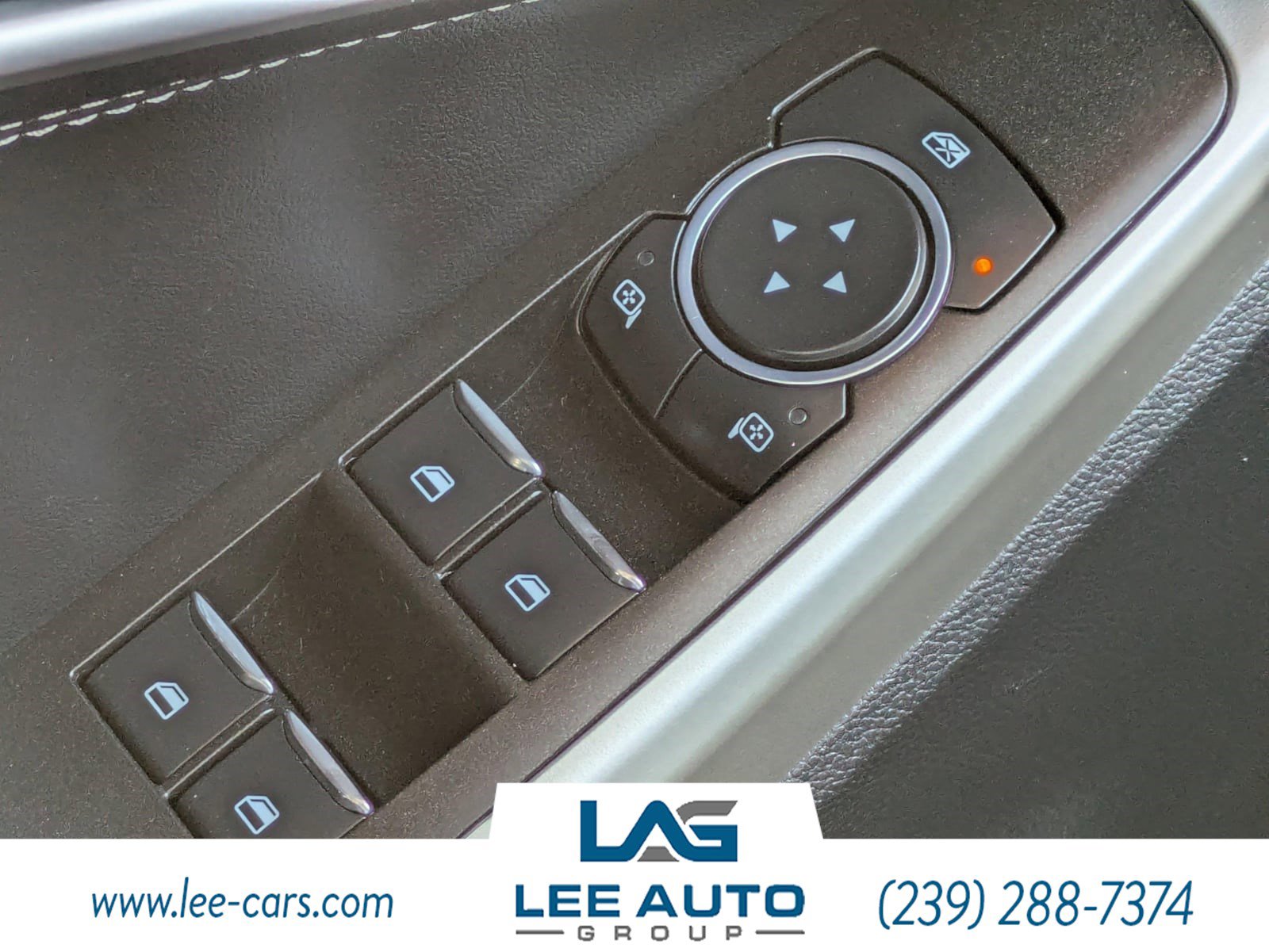 Used 2021 Ford Explorer XLT AWD/4WD image 20