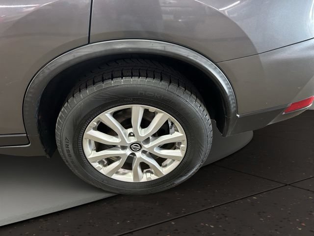Used 2018 Nissan Rogue SV AWD/4WD image 24