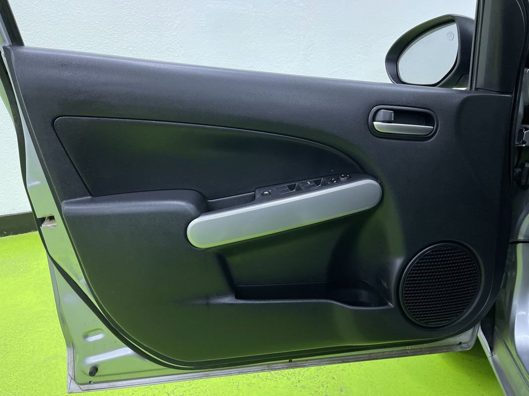 Used 2012 MAZDA MAZDA2 Sport image 15