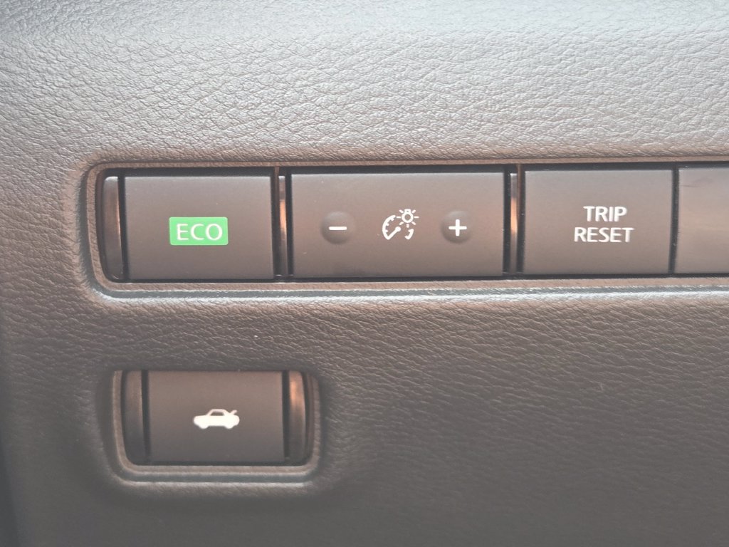 Certified 2025 Nissan Sentra SV FWD image 10