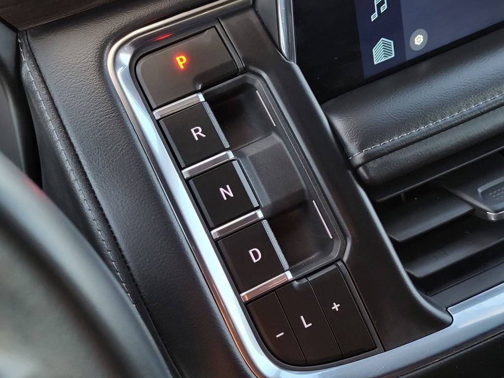 Used 2024 Chevrolet Tahoe LT image 15